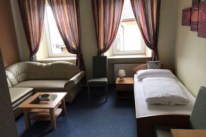 Room 22 of 41
