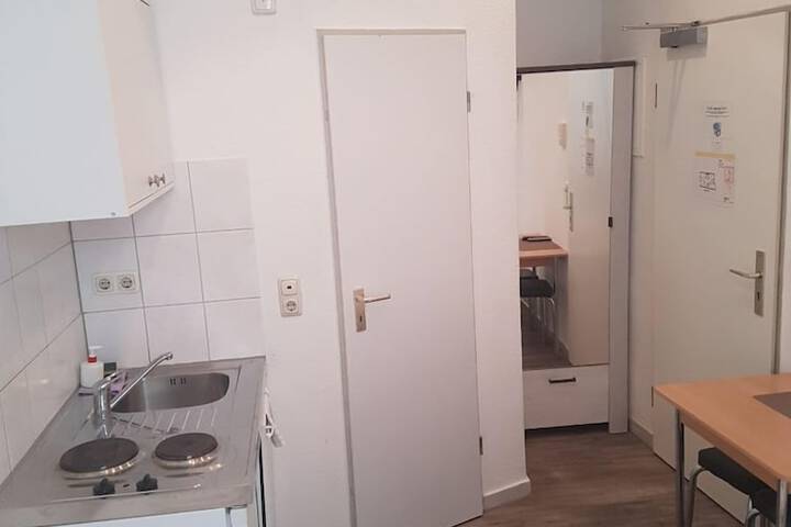 Room 10 of 52