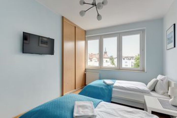 Room 30 of 65