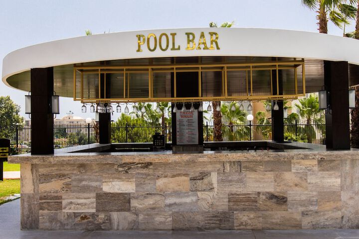 Pool 22 of 30