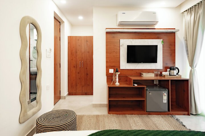 Room 21 of 35