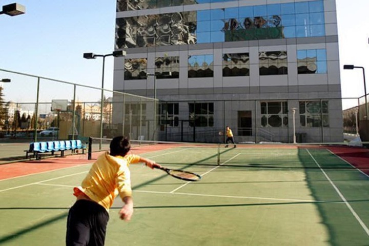 Tennis court