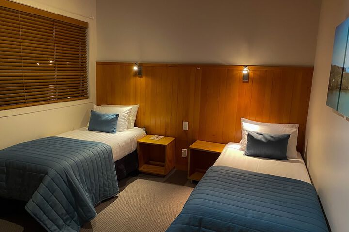 Room 17 of 46