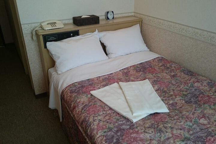 Room 21 of 53