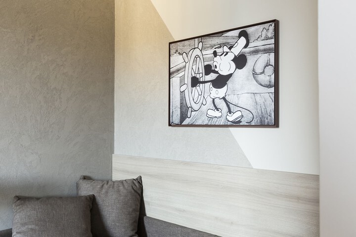 Room 9 of 59