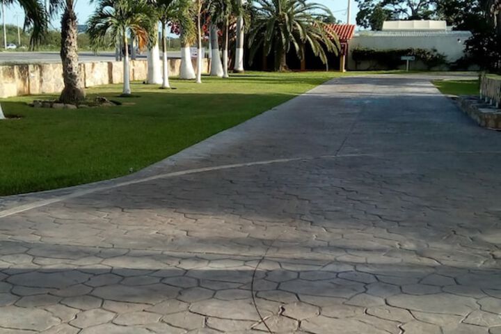 Property Grounds 48 of 61