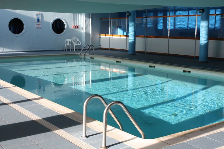 Hotel with Pool