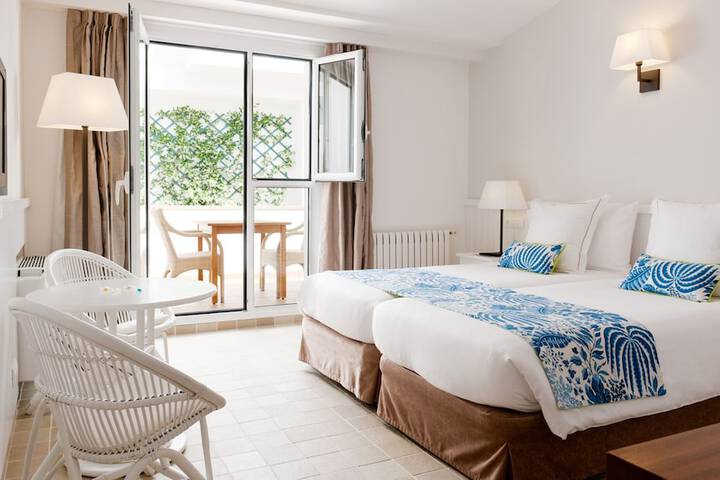 Room 15 of 45