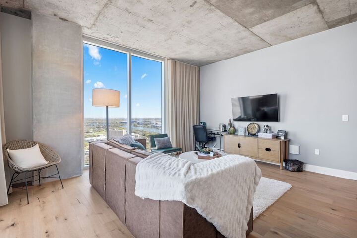 Room 466 of 860