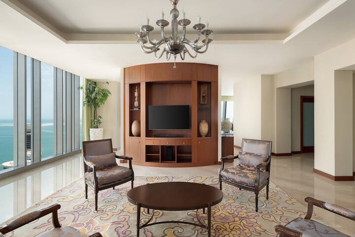 Room 12 of 218