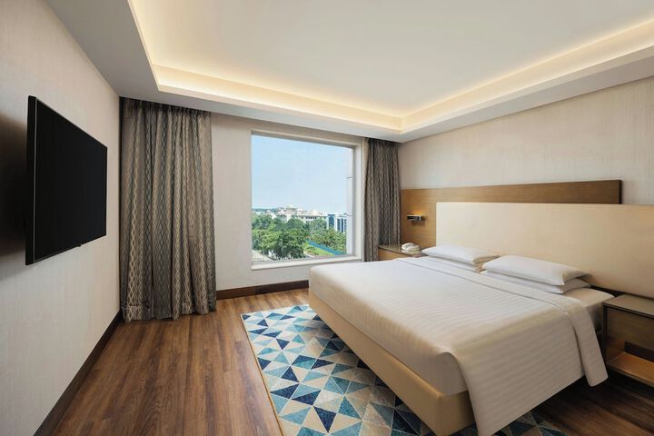 Room 16 of 68