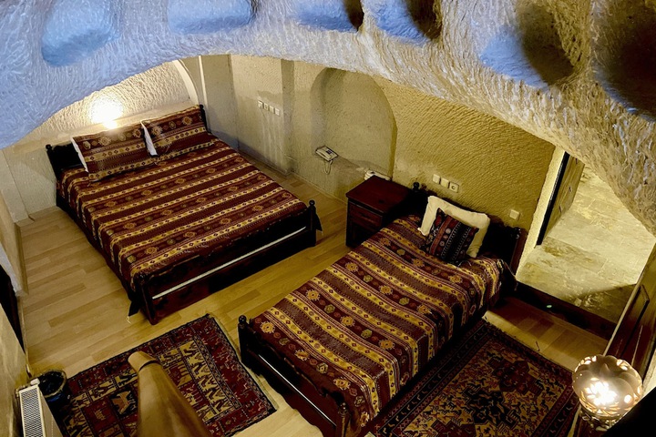 Room 21 of 86