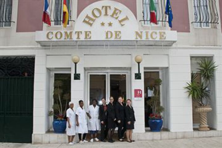 Hotel 32 of 42