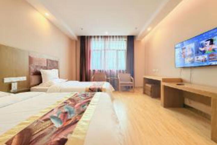 Room 8 of 8