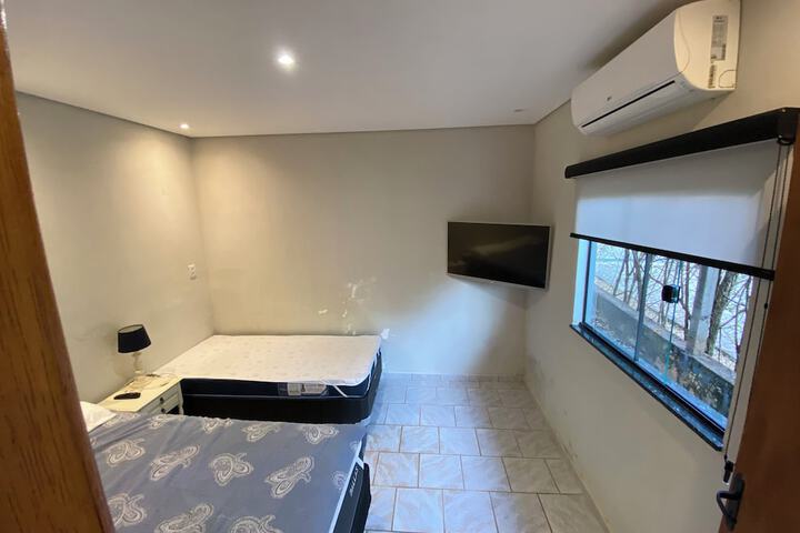 Room 6 of 38