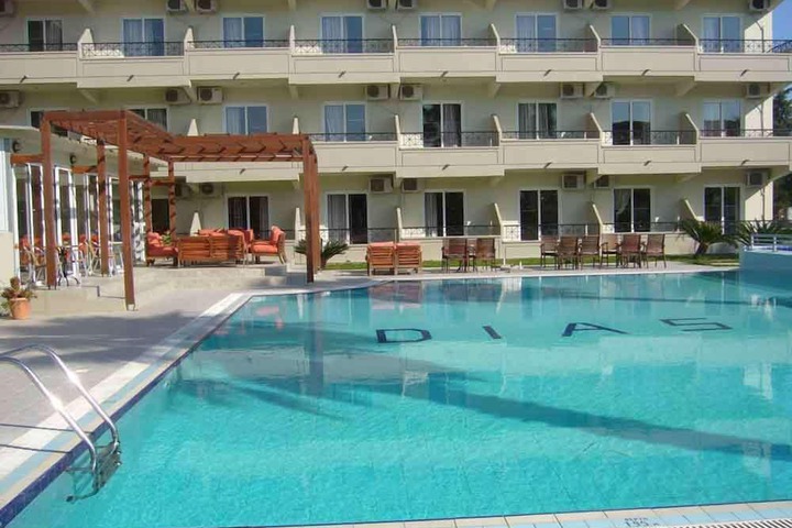 Pool 44 of 56