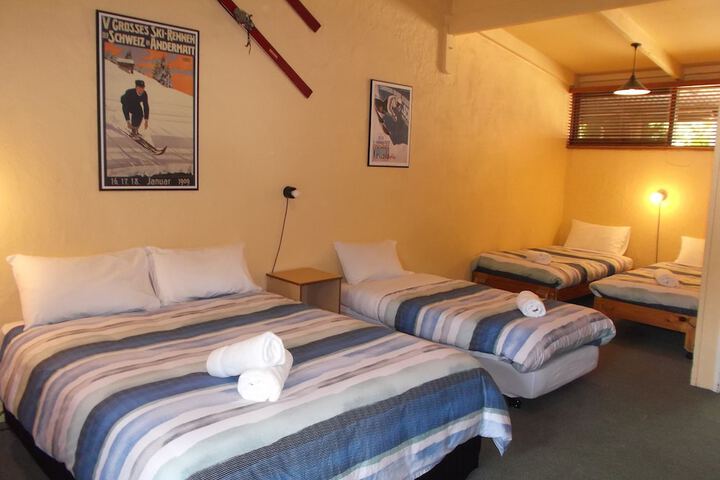 Room 3 of 36