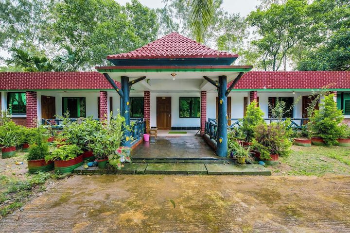 Jaflong Green Resort