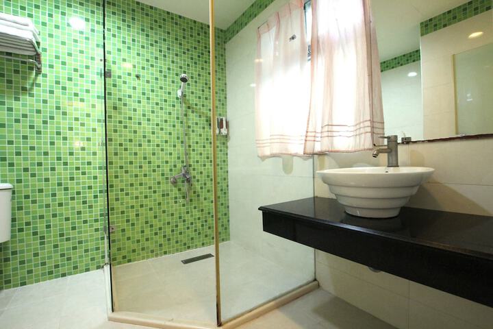 Room 45 of 60