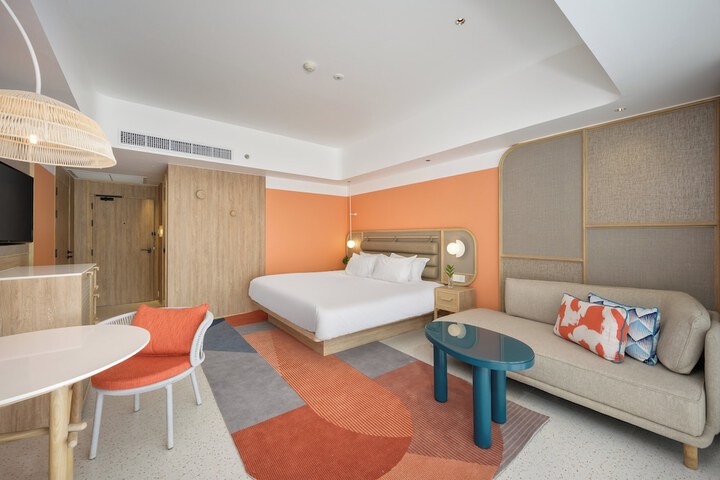 Room 46 of 226