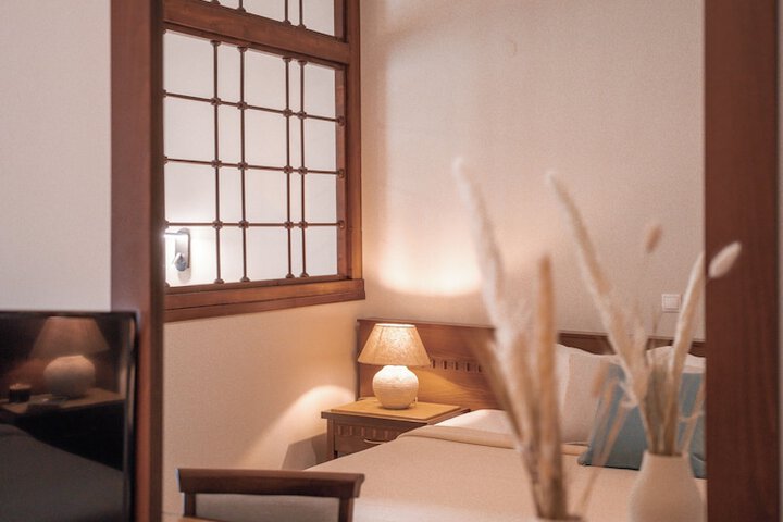 Room 51 of 102