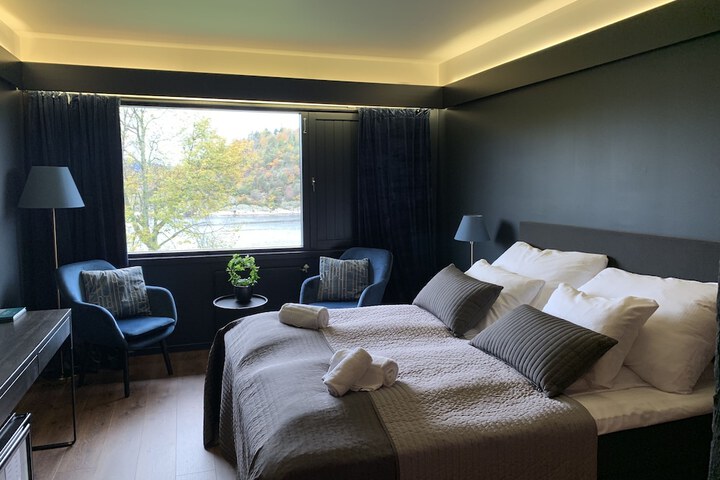 Room 7 of 56