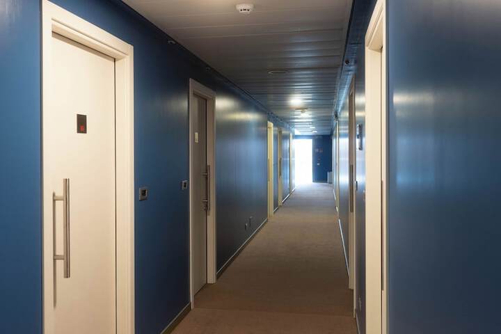 Ballroom/Hall 110 of 132