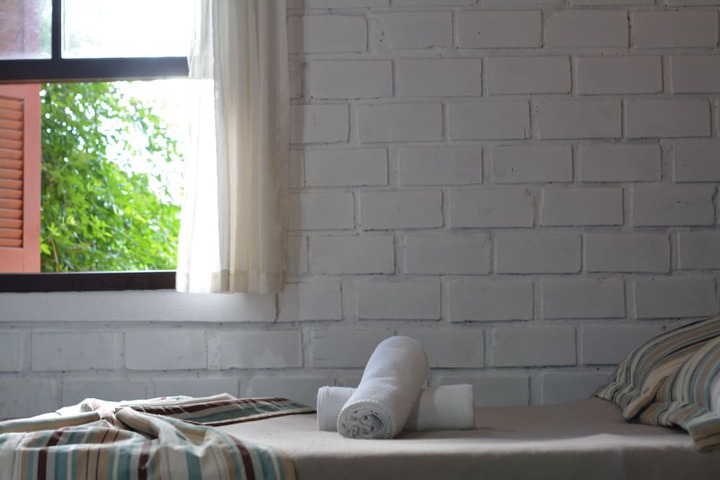 Room 12 of 46