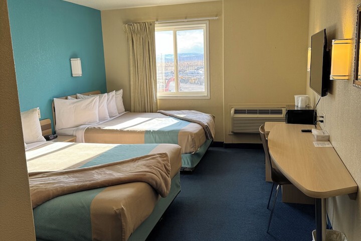 Room 11 of 26