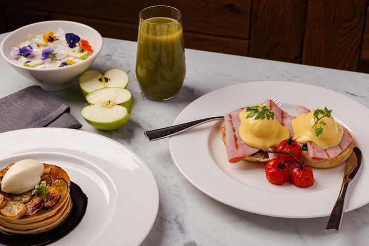 Breakfast/Coffee Service 93 of 172