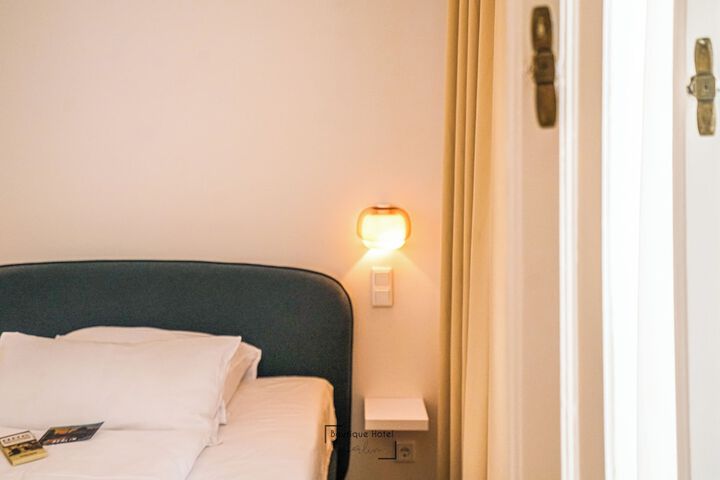 Room 26 of 136