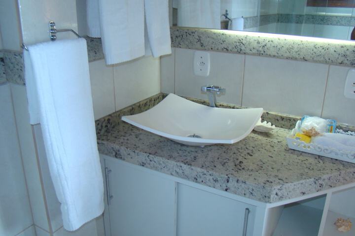Room 12 of 29