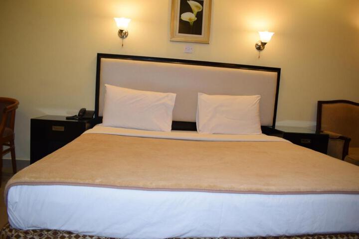 Photo 25