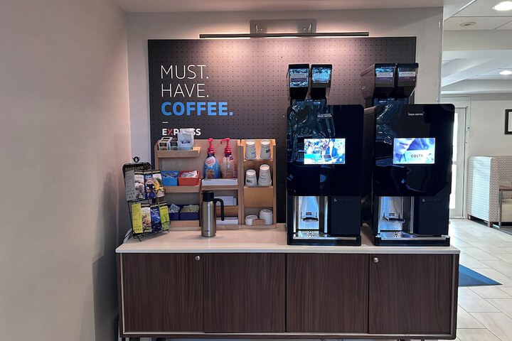 Breakfast/Coffee Service 47 of 61