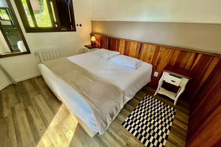 Room 13 of 53