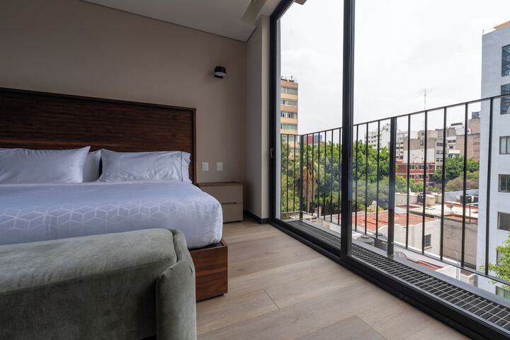 Room 30 of 60