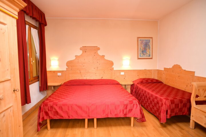 Room 7 of 30