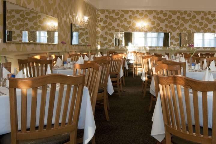 Dining 45 of 73