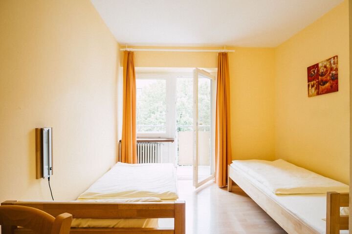 Room 9 of 57