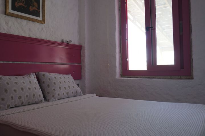 Room 14 of 19