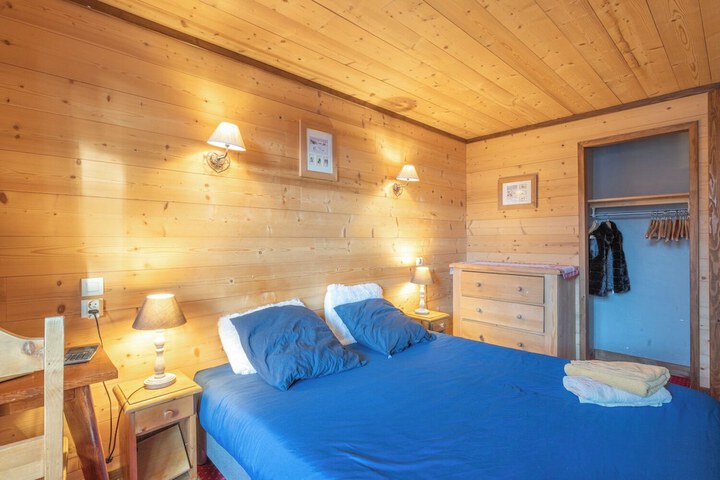 Room 10 of 82
