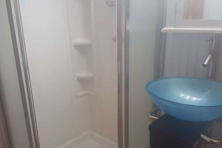 Room 150 of 175