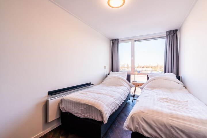 Room 3 of 24