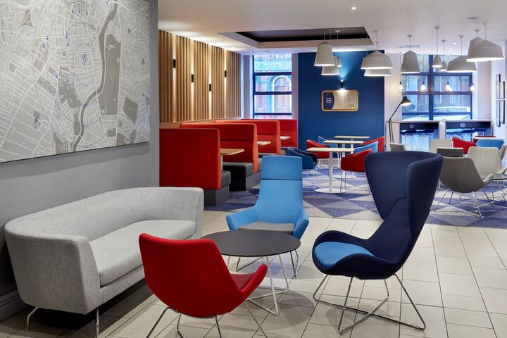 Guest Lobby