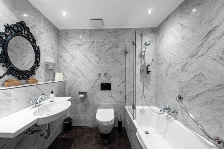 Bath Interior