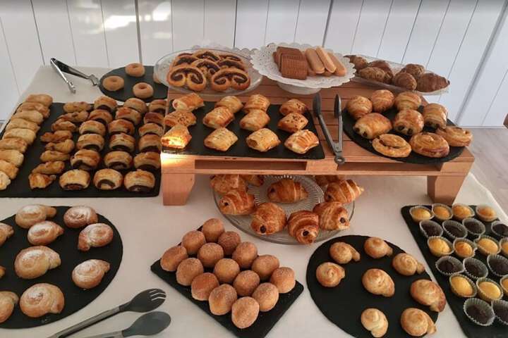 Breakfast/Coffee Service 50 of 66