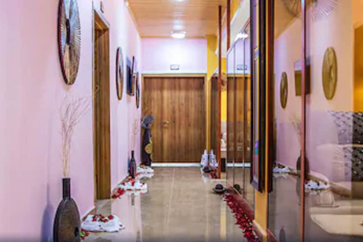 Ballroom/Hall 68 of 71