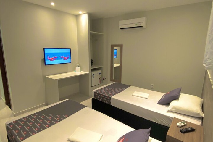 Room 19 of 73