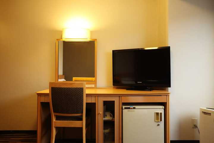 Room 8 of 52