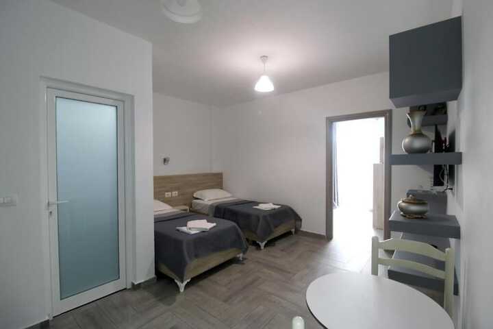 Room 37 of 86
